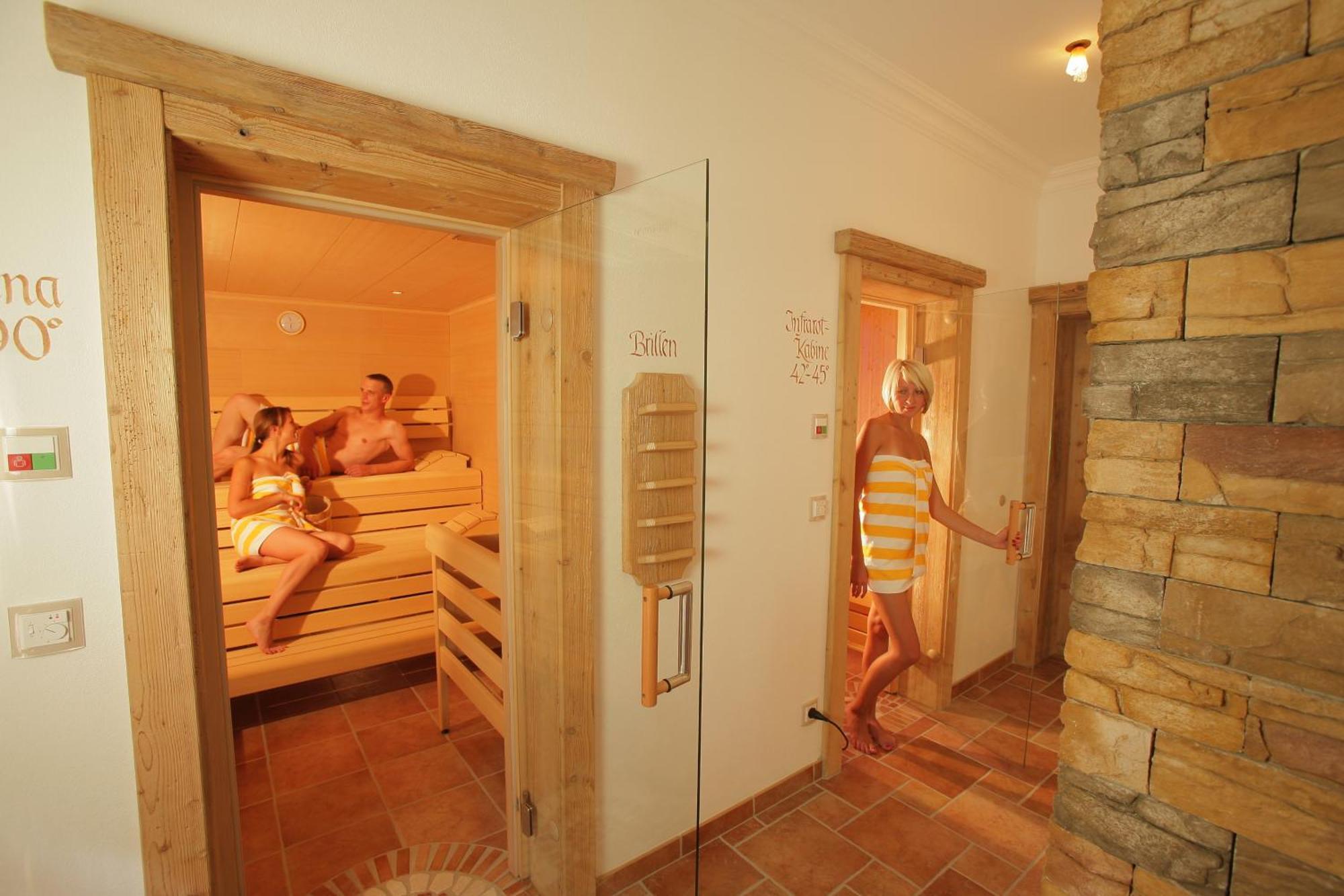קירכהם Hotel Preishof מראה חיצוני תמונה